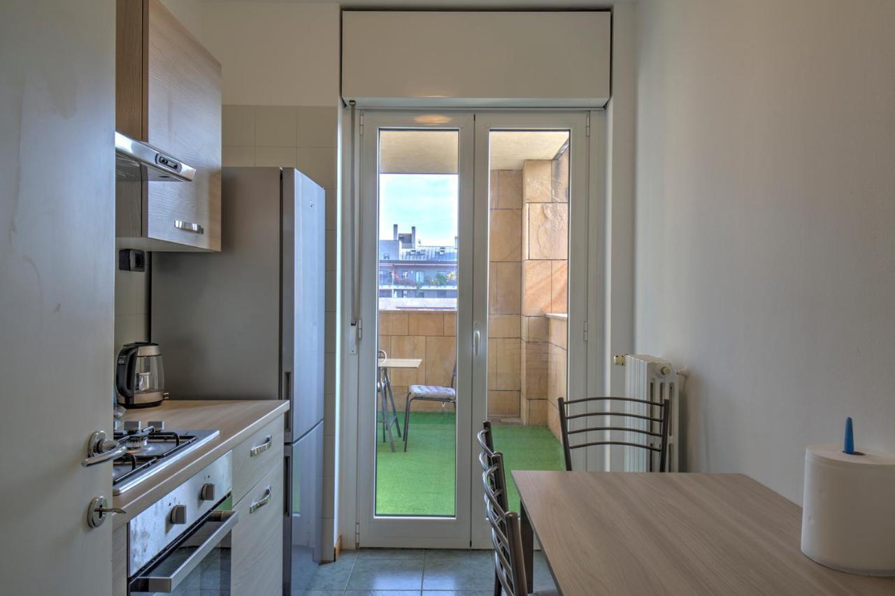 Splendida Terrazza Su Arcimboldi - Milano Bicocca Apartment Exterior photo